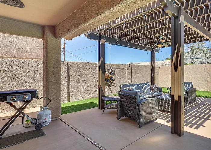 Outdoor Entertainment! Extended Havasu Escape Dom wakacyjny